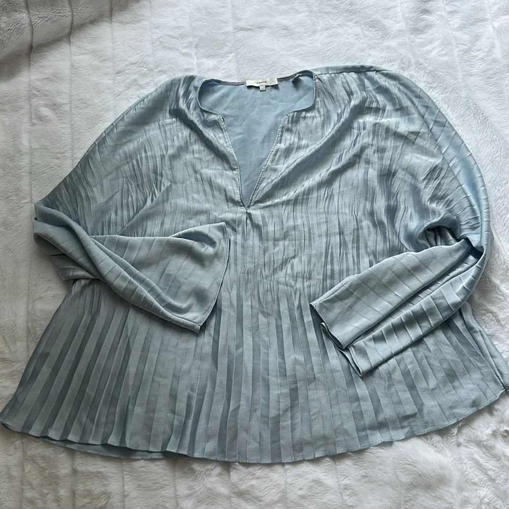 - Vince Long Sleeve Pleated V-Neck Blouse - Picture 7 of 7